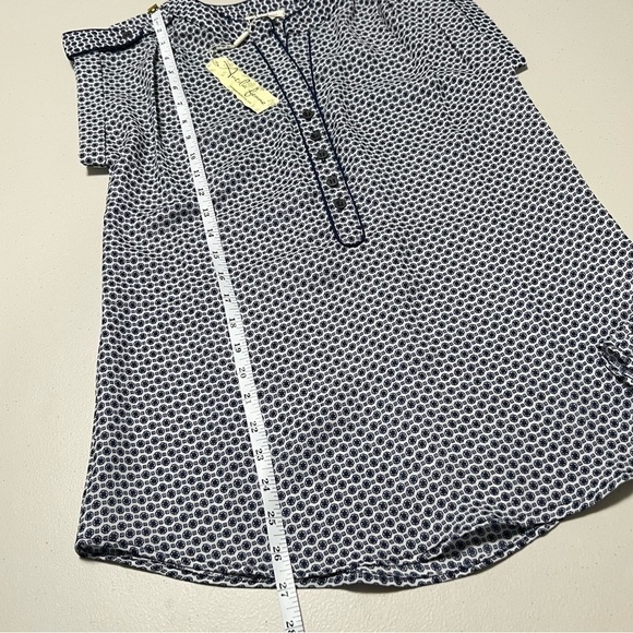 🆕 Antilia Femme Dolman Sleeve Printed Blouse - Picture 7 of 8